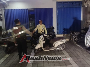 Bangun Komunikasi Aktif, Personel Samapta Polsek Abiansemal Dialog Dengan Petugas Keamanan BRI