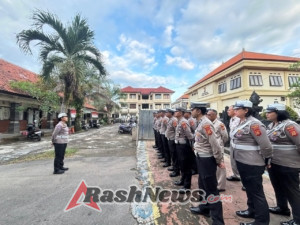 Kanit Regident Polres Tabanan Tekankan Pelayanan Humanis Lewat Program “Polantas Menyapa”