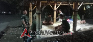‎Kolaborasi Babinsa dan Pemuda Pandan Wangi Perkuat Kamtibmas di Dusun Montong Batu Bawi