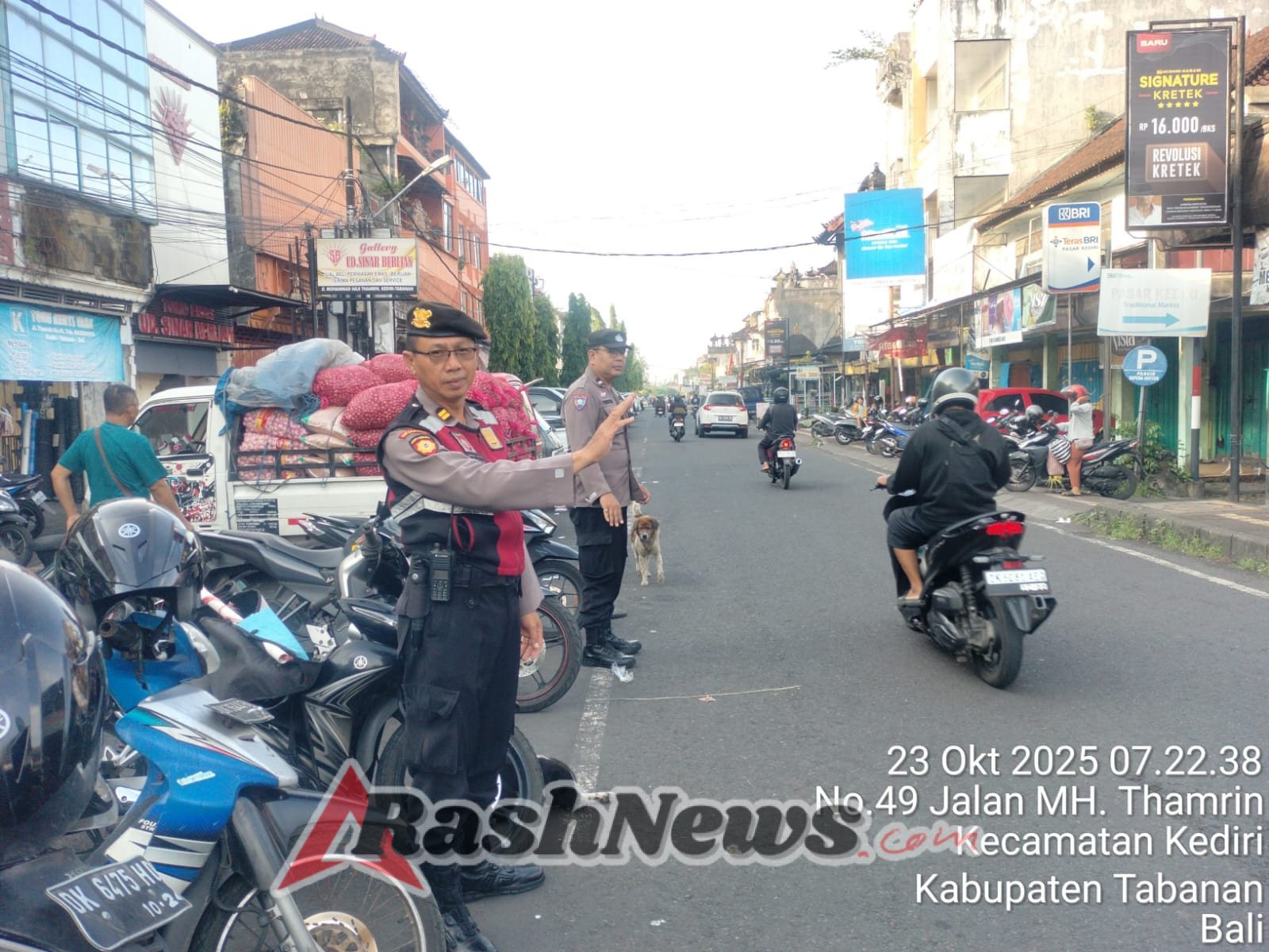 Atensi Kemacetan dan Laka, Polsek Kediri Gelar Personil  Untuk Laksanakan Strong Point