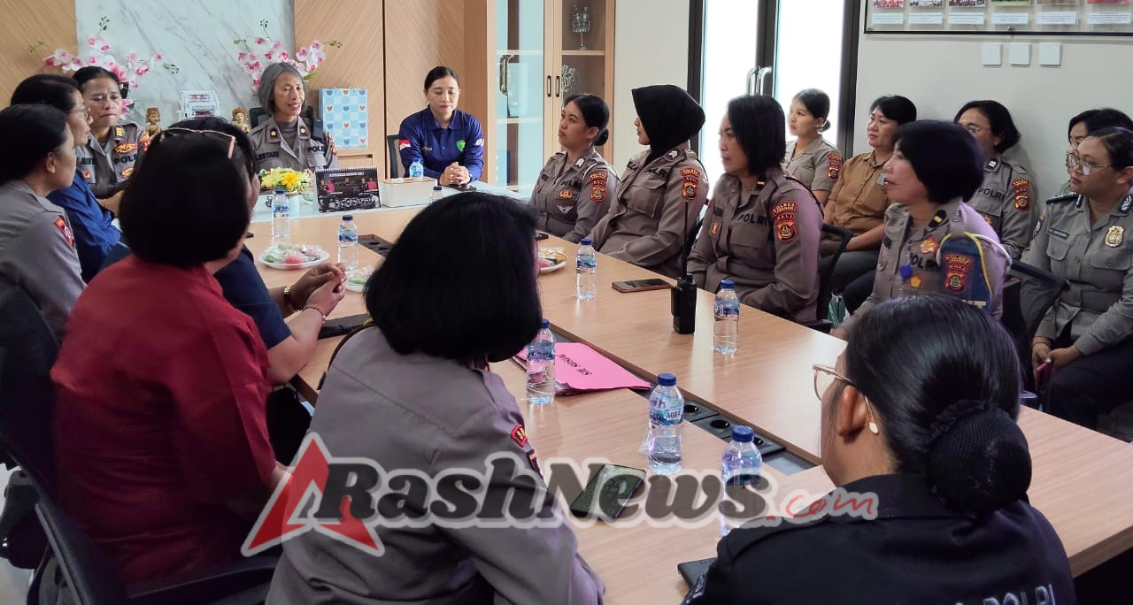 Kabag SDM Polres Tabanan Lepas Briptu Bella Setyaningsih dengan Penuh Haru dan Kebanggaan