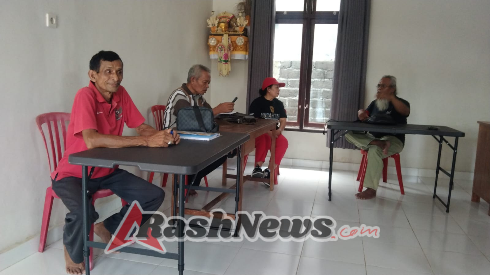 Sat Binmas Polres Tabanan Sambangi Purnawirawan Polri, Serahkan Tali Asih Sebagai Wujud Kepedulian dan Silaturahmi