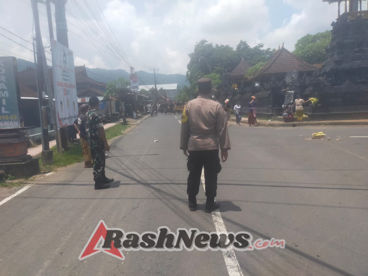 Tiga Pilar Di Dawan Kelod Pastikan Pemakaman Warga Aman dan Lancar Melalui Pengamanan