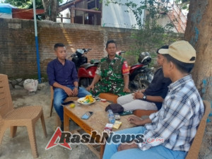 Babinsa Desa Tambe Ajak Warga Ciptakan Lingkungan Aman dan Sejuk