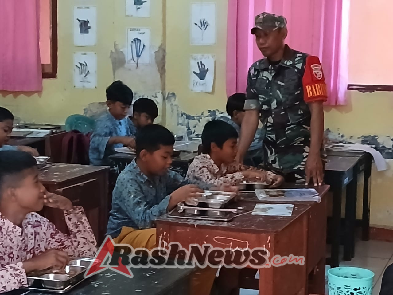 Serka Bustanuddin Ajak Siswa SDN 12 Taliwang Biasakan Konsumsi Makanan Sehat