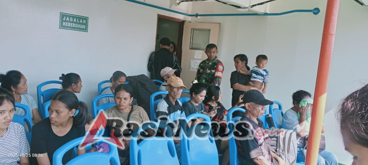 Wujud Kepedulian Babinsa, Jaga Keamanan Penumpang di Pelabuhan Pantai Baru