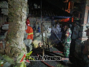 Peduli keselamatan warga, Babinsa 1623-07/Bebandem  melaksanakan sambang ke lokasi kejadian kebakaran Gudang.