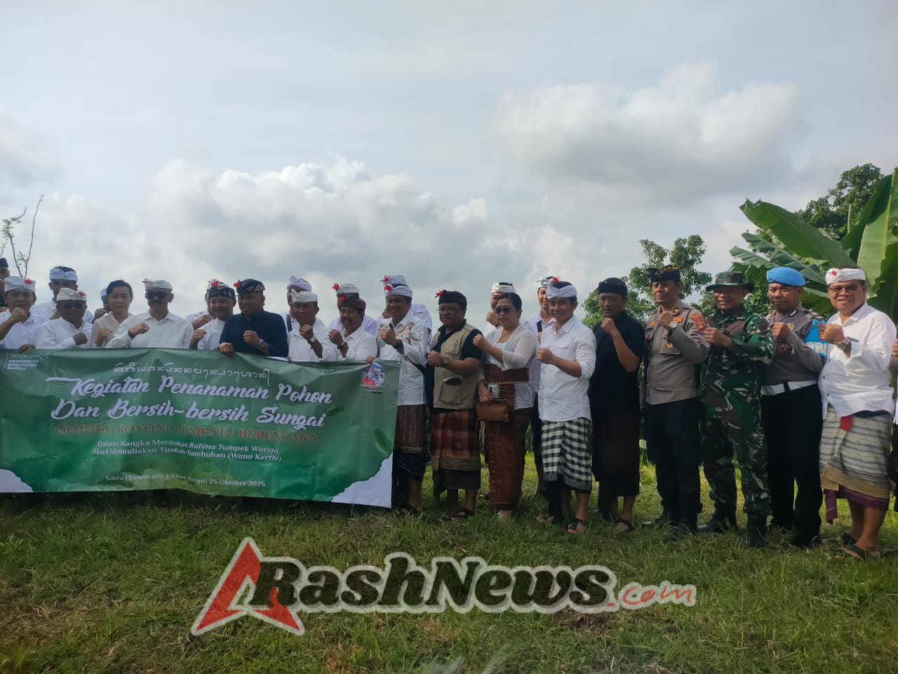 Kapolres Bangli Diwakili Kapolsek Bangli Hadiri Kegiatan Program Gotong Royong Semesta Berencana