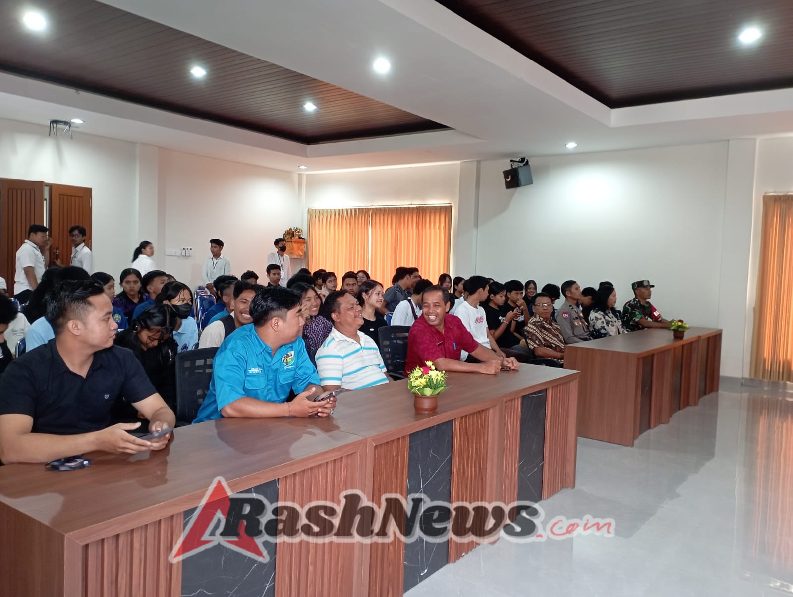 Babinsa Medahan Ajak Sekha Yowana Berperan Aktif dalam Pembangunan dan Pelestarian Adat