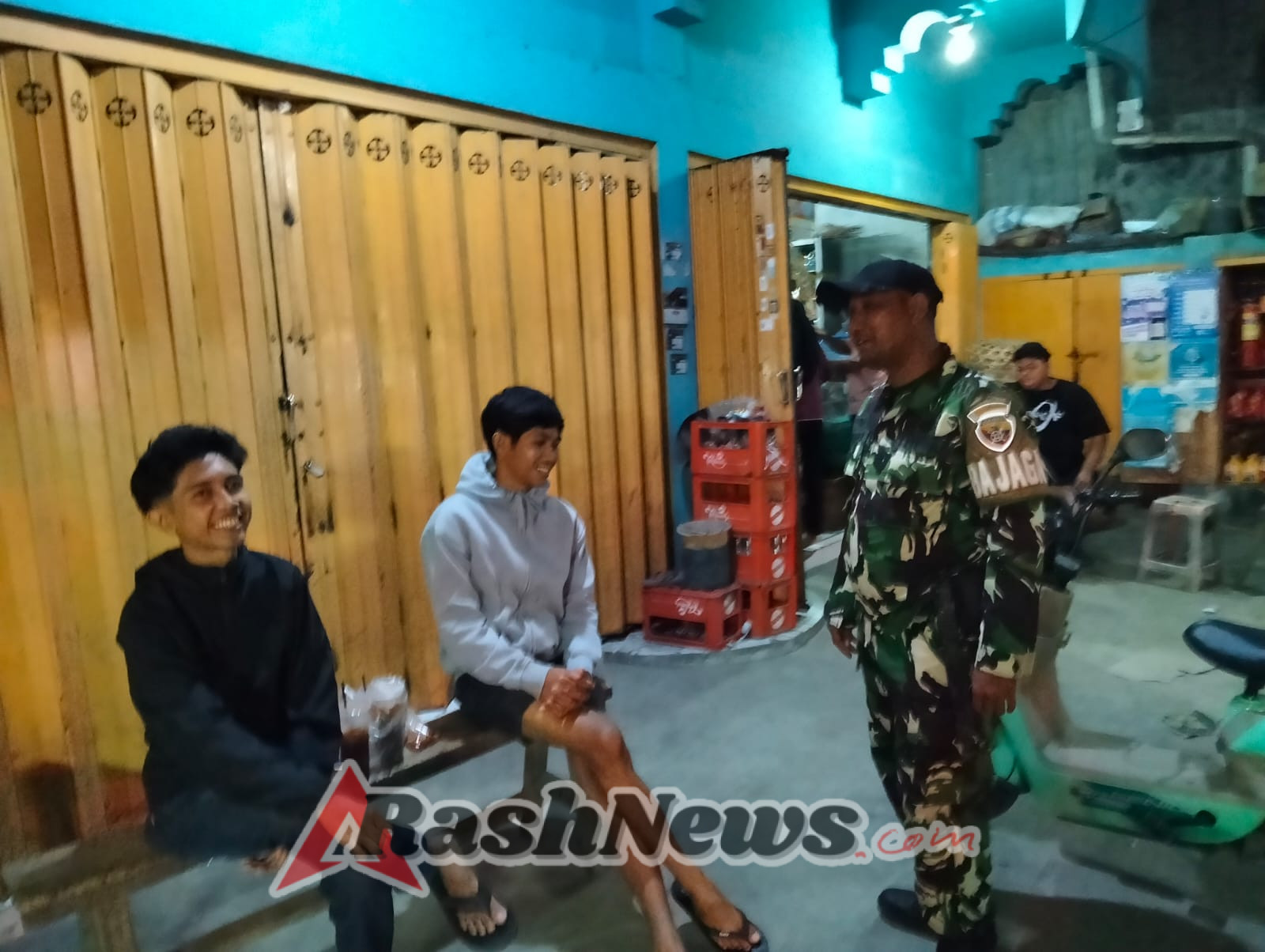 Sinergi dan Kepedulian Babinsa, Patroli Malam hingga Komsos Warnai Aktivitas Koramil Jereweh