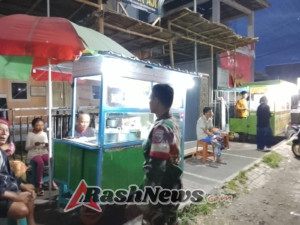 ‎Serda Saparwadi Bangun Kesadaran Warga Sakra Lewat Patroli Dialogis di Dusun Pegondang