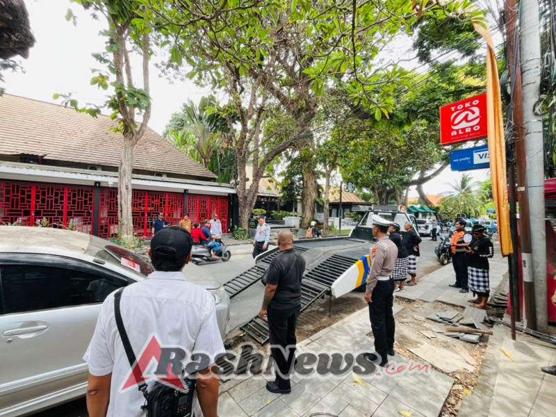 Tim Gabungan Tertibkan Parkir Liar di Sepanjang Jalan Danau Tamblingan, Denpasar Selatan