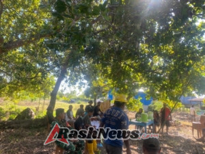 Babinsa Kodim 1602/Ende Perkuat Sinergi TNI-Rakyat di Desa Tou, Kotabaru