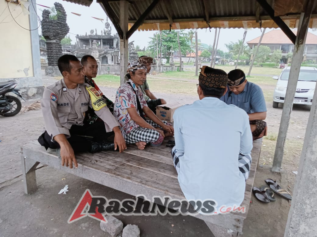Bhabinkamtibmas Polsek Blahbatuh Laksanakan Sambang Warga Di Desa Medahan