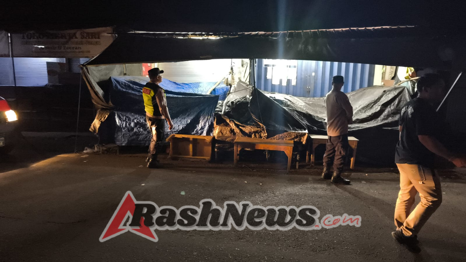 Dengan ” Bluelight ” Patrol, Polsek Bebandem Cegah Kejahatan Malam Hari