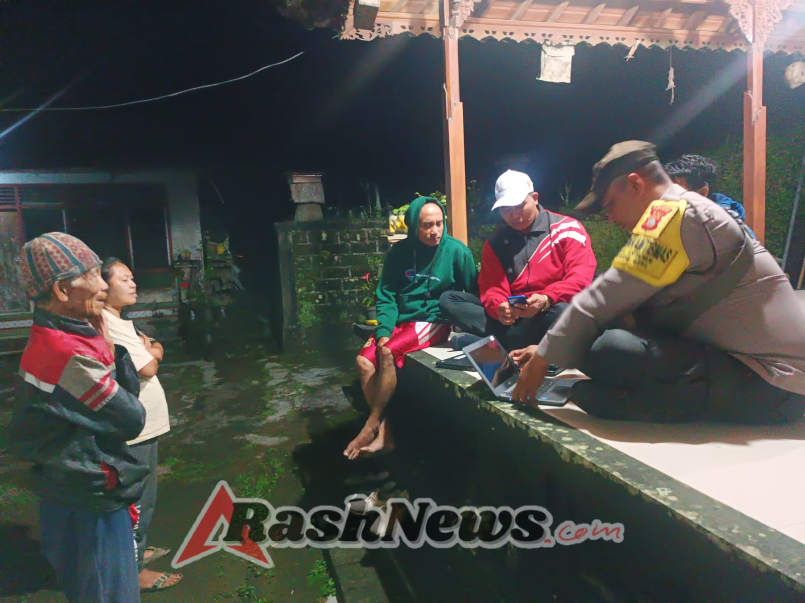 Polsek Baturiti Bhabinkamtibmas Desa Antapan Laksanakan Sambang untuk dekatkan Polri dengan Masyarakat