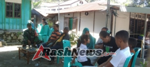 Monitoring dan Pamwil, Babinsa Sertu Arnoldus Seba Pastikan Keamanan Desa Fatamari