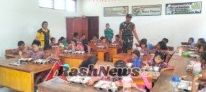 Pengawasan Babinsa Pastikan Penyaluran Makanan Bergizi Tepat Sasaran