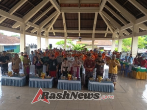 Upaya menjaga kesehatan Lansia, Babinsa 1623-01/Karangasem turut hadiri kegiatan Sidaya.