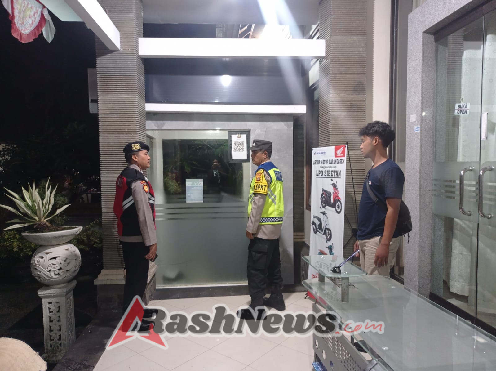 Blue Light Patrol Polsek Bebandem Cegah Gangguan Kamtibmas di Malam Hari