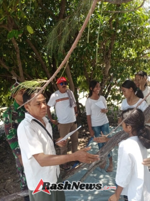 Babinsa Rote Timur Amankan Ibadah Padang Jemaat Silo Oalafulihaa di Pantai Osasole