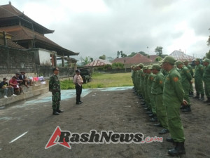 Sinergi TNI dan Aparat Desa, Babinsa Belantih Dorong Profesionalisme Linmas Lewat Pembinaan Kapasitas