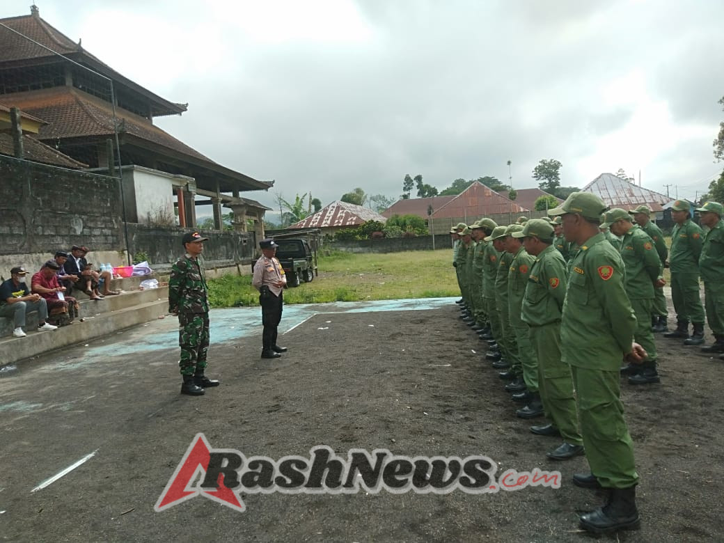 Sinergi TNI dan Aparat Desa, Babinsa Belantih Dorong Profesionalisme Linmas Lewat Pembinaan Kapasitas