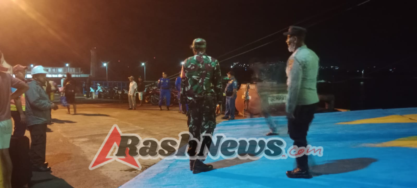 Dukung Kelancaran Transportasi Laut, Babinsa Ende Terlibat Aktif dalam Pengamanan Pelabuhan