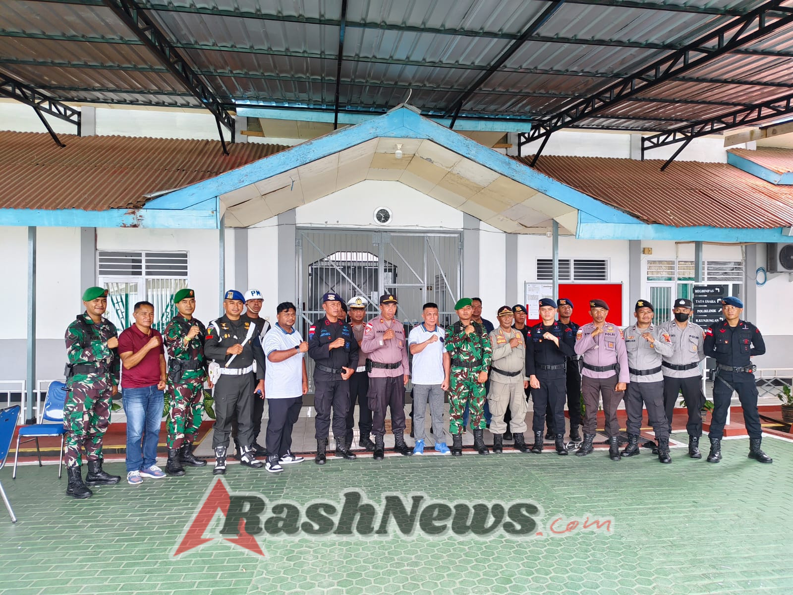 Patroli Gabungan TNI-Polri Sasar Lapas, Kantor Bupati, dan Lembaga Hukum di Ende