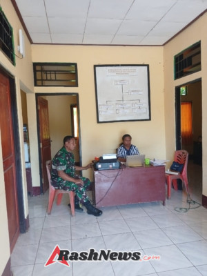 Dekatkan Diri dengan Warga, Babinsa Ende Lakukan Monitoring Wilayah di Wolojita