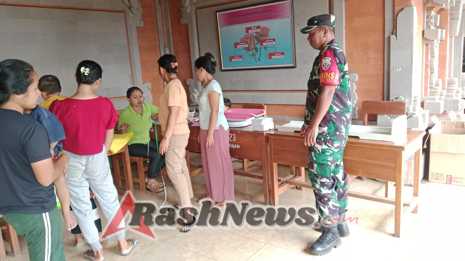 Babinsa Undisan Hadiri dan Pantau Kegiatan Posyandu, Dorong Kesadaran Warga akan Pentingnya Kesehatan