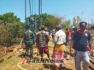 Kodim 1604 Kupang Awali Pembangunan Sumur Bor dengan Adat