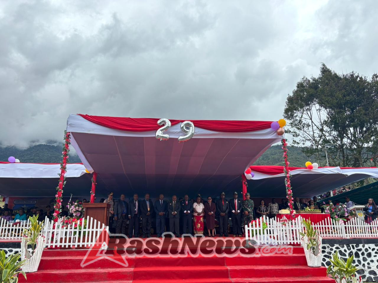 Satgas Yonif 743/PSY Hadiri Syukuran HUT ke-29 Kabupaten Puncak Jaya, Wujudkan Sinergi dan Harapan untuk Tanah Papua