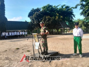 Kapten Inf Armansyah Hadiri Upacara Bendera di MTsN 1 Bima, Tegaskan Pentingnya Keteladanan