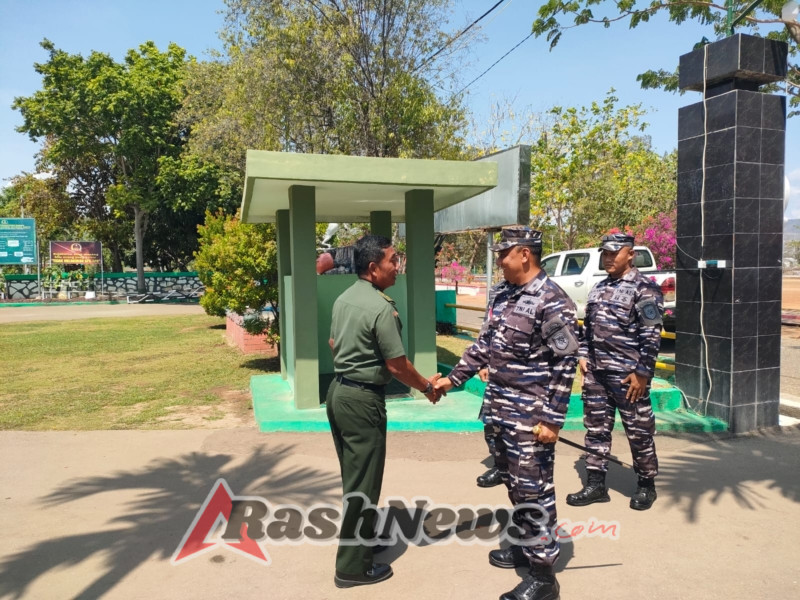 Pererat Sinergitas TNI, Komandan Lanal Pulau Rote Kunjungi Kodim 1601/Sumba Timur