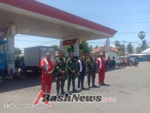 Personel Kodim 1603/Sikka Perkuat Sinergi dengan Warga Lewat Patroli di Titik Rawan Keamanan