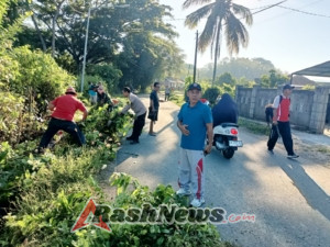 Kehadiran Babinsa Koramil 1628-01/Taliwang Bangkitkan Kembali Semangat Gotong Royong di Kecamatan Brang Ene
