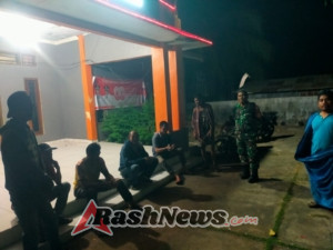 Babinsa Hu’u Gencarkan Patroli Ronda Malam, Bangun Kesadaran Warga Akan Pentingnya Keamanan Lingkungan