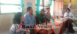 Sinergi Babinsa dan Bhabinkamtibmas Dampingi Sosialisasi MBG untuk Orang Tua Murid di Panji