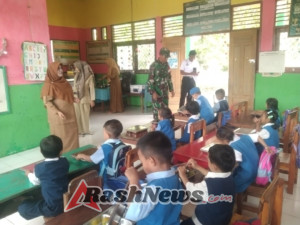 Sinergi Babinsa dan Yayasan Peduli Umat, Ribuan Siswa dan Warga di Wawo Nikmati Makanan Bergizi