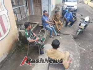 Dialog Babinsa dan Lurah dengan Warga Rato Berjalan Aman dan Lancar