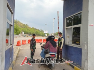 Sinergi TNI dan Petugas Pelabuhan Wujudkan Keamanan dan Ketertiban di Poto Tano