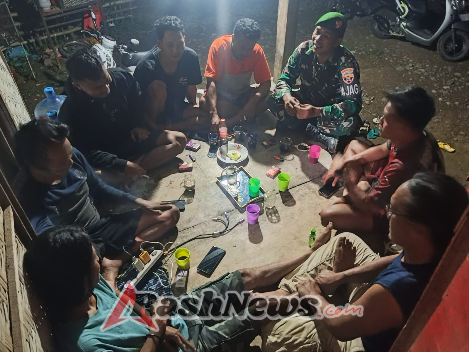 Babinsa Desa Belo Jaga Kondusifitas Wilayah Lewat Patroli dan Dialog Bersama Warga