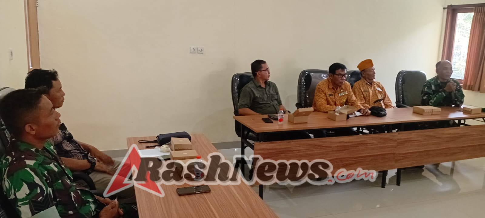 Jaga tali silaturahmi, Pasi Intel Kodim 1623/Karangasem hadiri rapat rutin Marcab LVRI Kab.Karangasem.