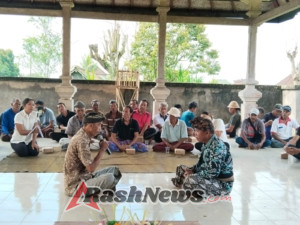 Hadiri Pemilihan Klian Subak Desa Adat Gembalan, Babinsa Selat Tegaskan Sinergitas Dan Dukungan TNI Dalam Peningkatan Sektor Pertanian