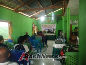 Babinsa dan Camat Kwpt Hadiri Musdes Umagera Bahas Arah Pembangunan Desa