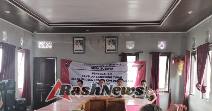 Babinsa Subaya Aktif Dampingi Pembagian BLT-DD, Wujudkan Kepedulian TNI Terhadap Kesejahteraan Warga