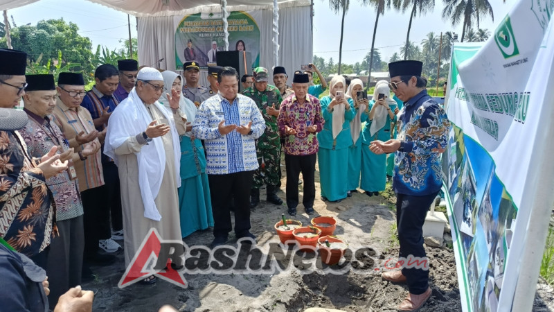 ‎Danramil Aikmel Hadiri Peletakan Batu Pertama Pembangunan Klinik Hamzar di Mamben Daya