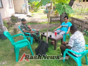 Melalui Komsos, Babinsa Dorong Kepedulian Pemuda Terhadap Lingkungan Desa