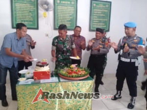 Sinergi Semakin Erat, TNI-Polri Bersama Forkopimcam Blahbatuh Rayakan HUT TNI ke-80